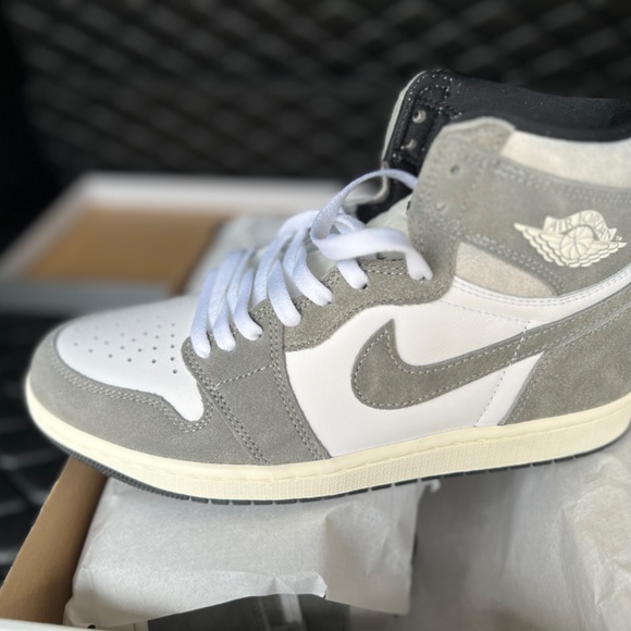 Nike Air Jordan 1 Retro High OG main image 4